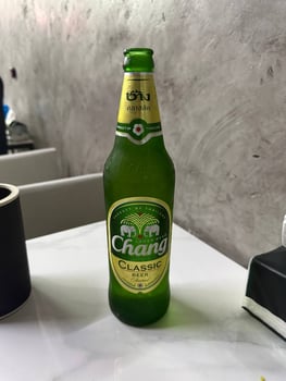 photo_5933991369972059235_y